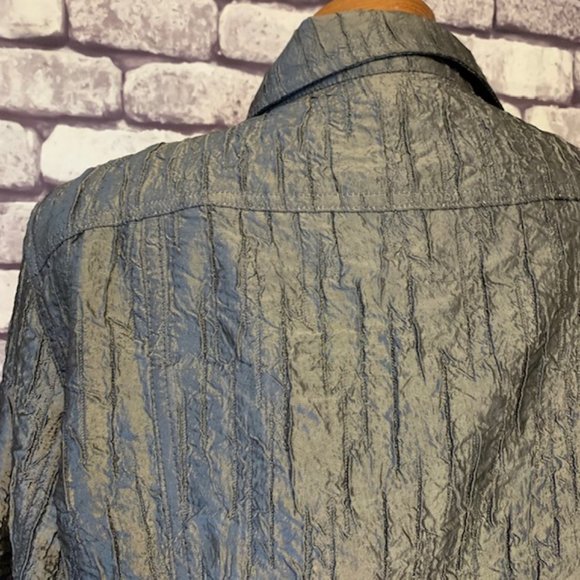 Chico's Shiny Puckered Fabric Jacket Size L - Picture 11 of 12
